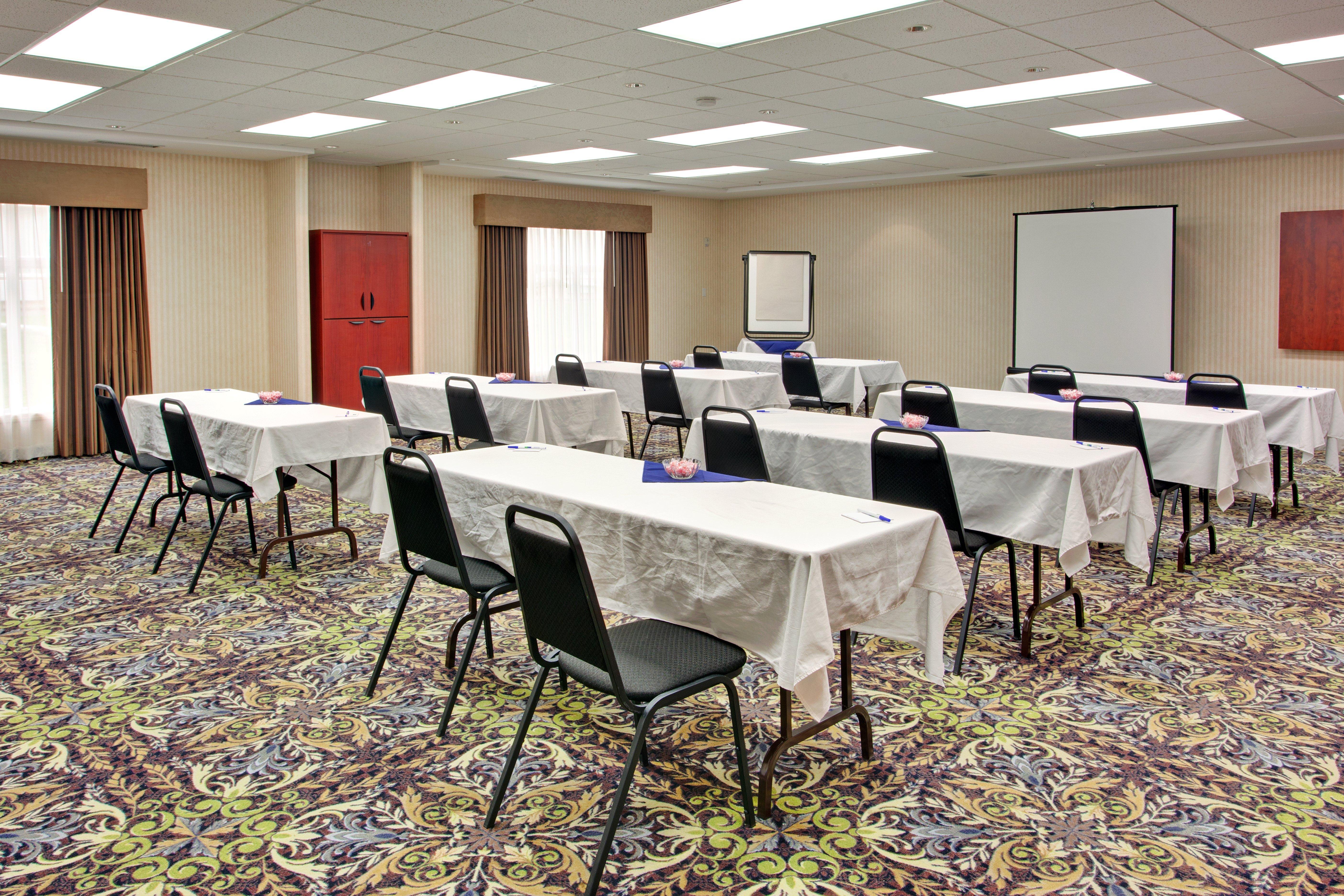 Holiday Inn Express Hotel & Suites - Edmonton International Airport By Ihg Ниску Екстериор снимка
