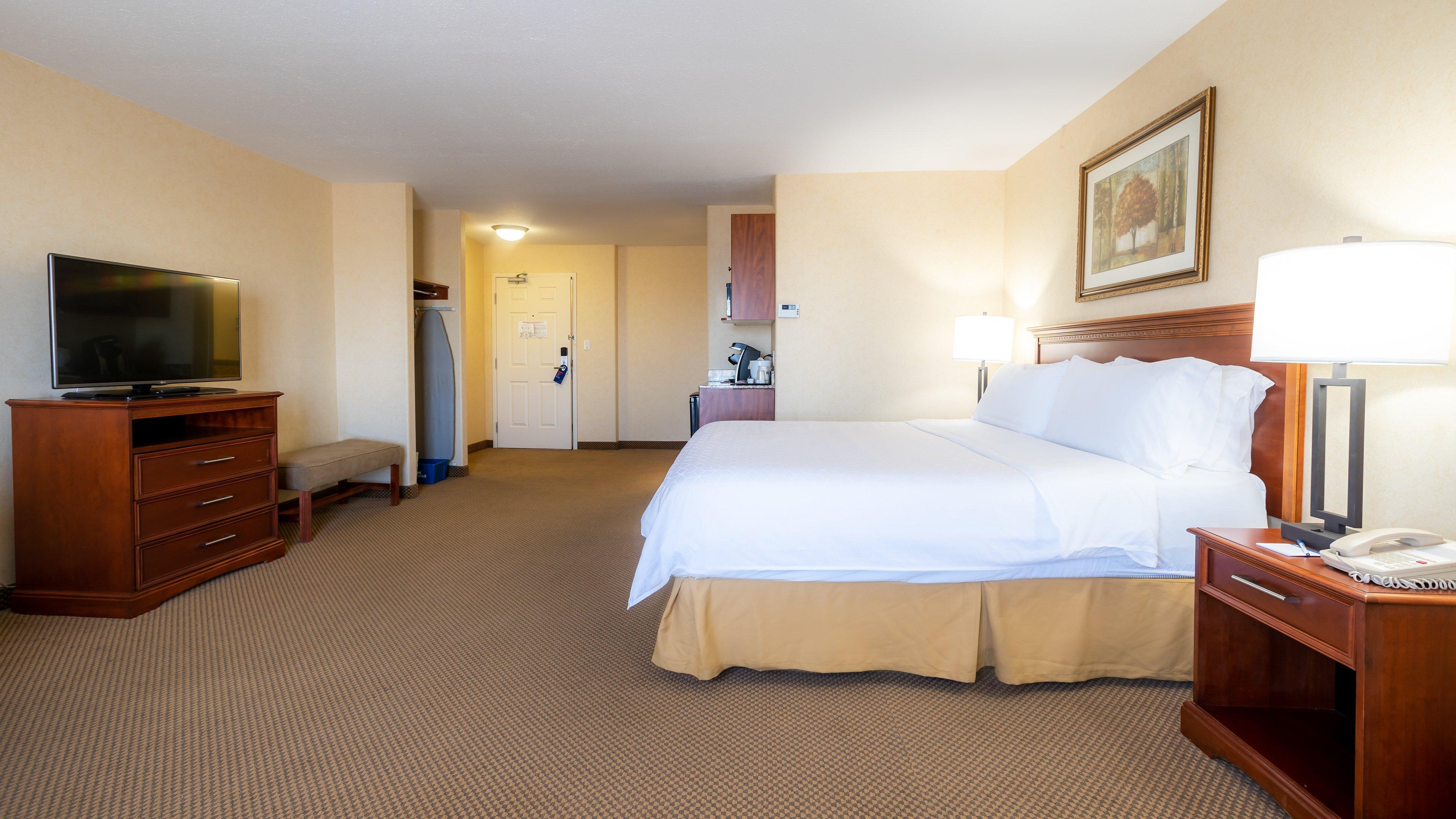 Holiday Inn Express Hotel & Suites - Edmonton International Airport By Ihg Ниску Екстериор снимка