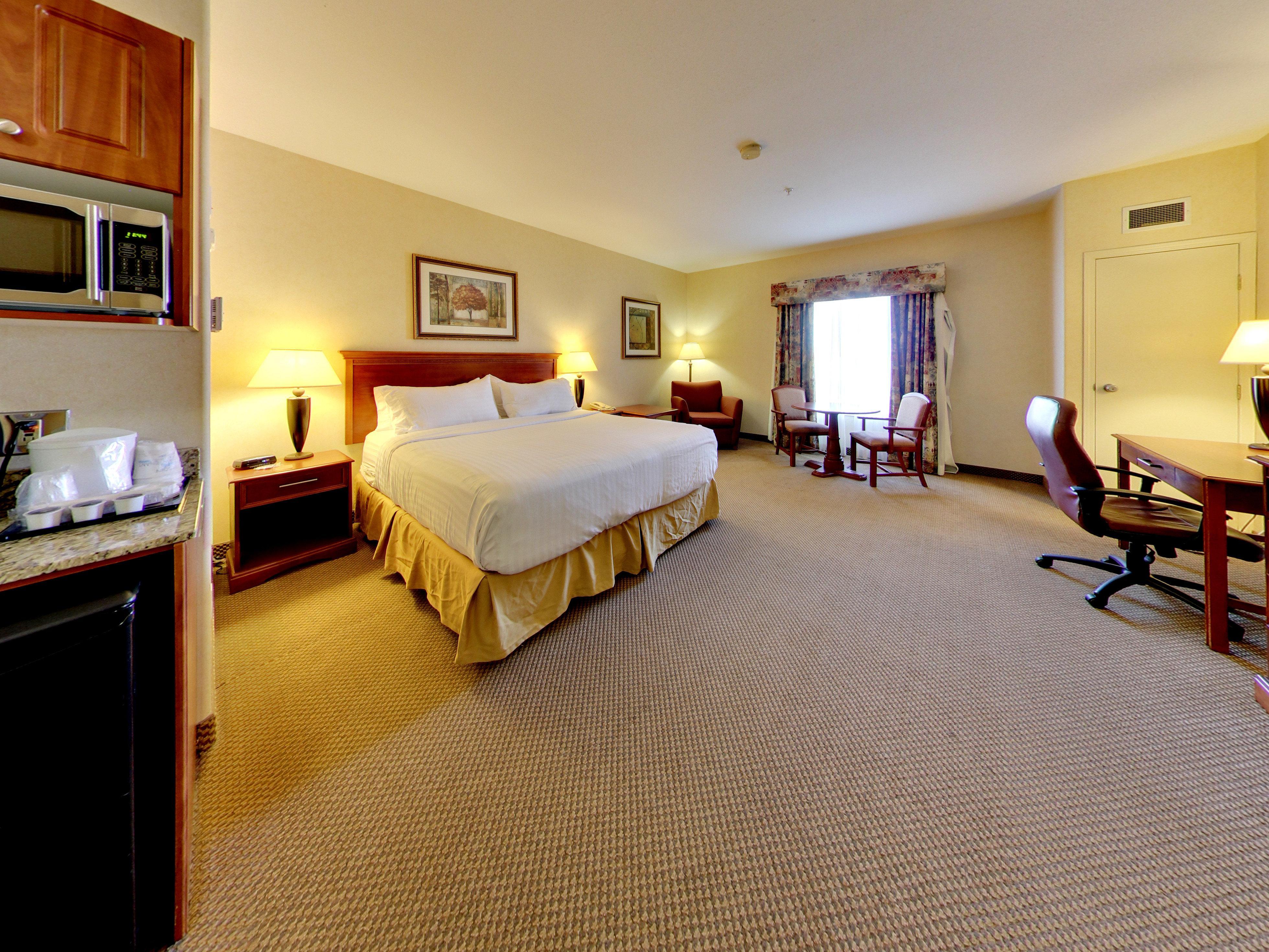 Holiday Inn Express Hotel & Suites - Edmonton International Airport By Ihg Ниску Екстериор снимка