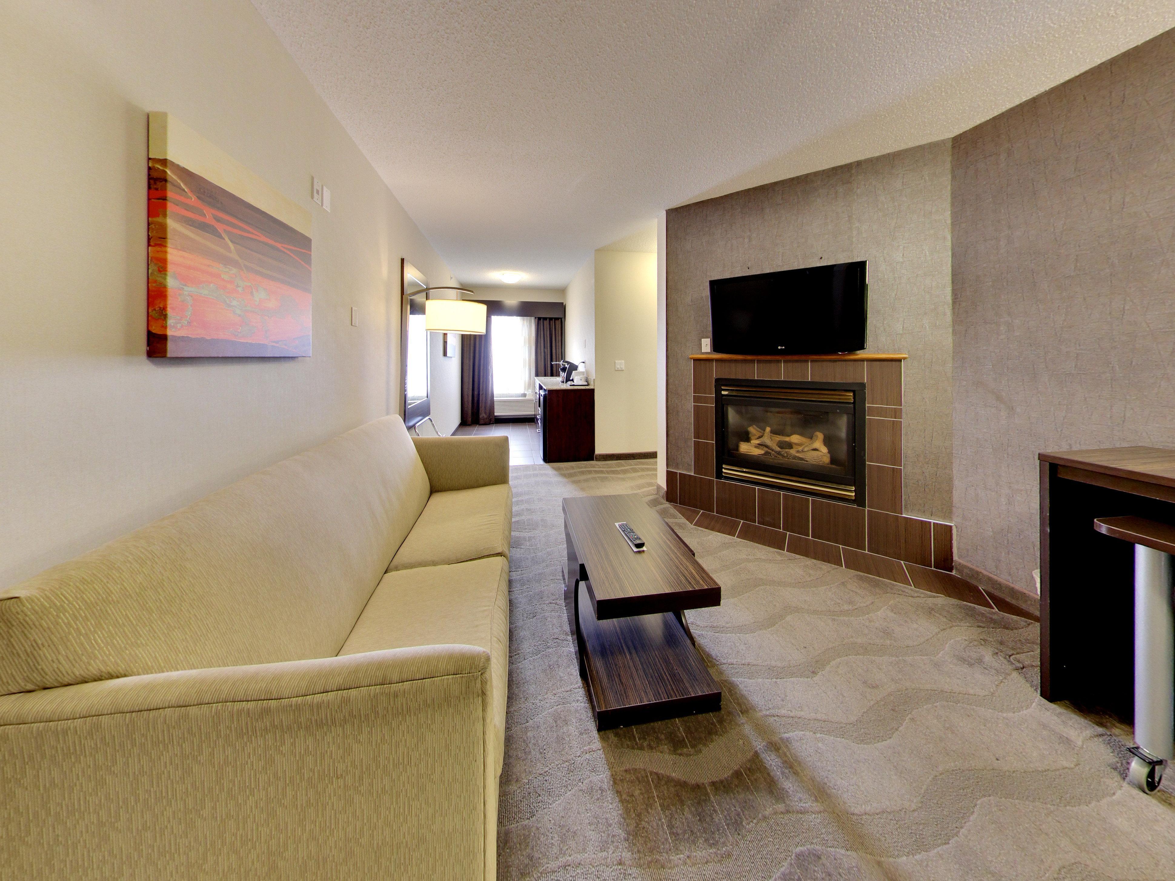 Holiday Inn Express Hotel & Suites - Edmonton International Airport By Ihg Ниску Екстериор снимка